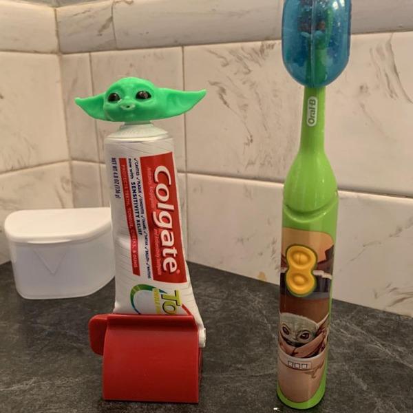 Funny Toothpaste Topper